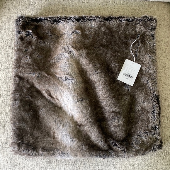 Arhaus Grey Wold Faux Fur Pillow Cover - Picture 2 of 7